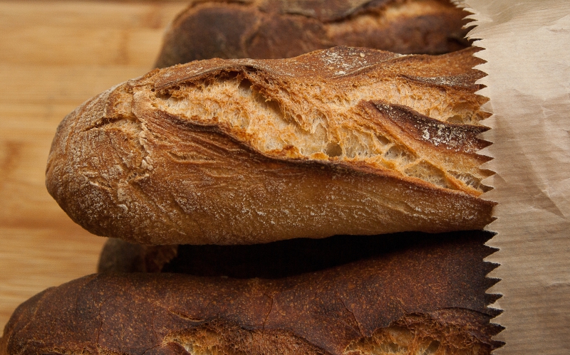 ecommerce-ROQUEBRUNE CAP MARTIN-min_dish-food-baking-cuisine-bread-bakery-399077-pxhere.com